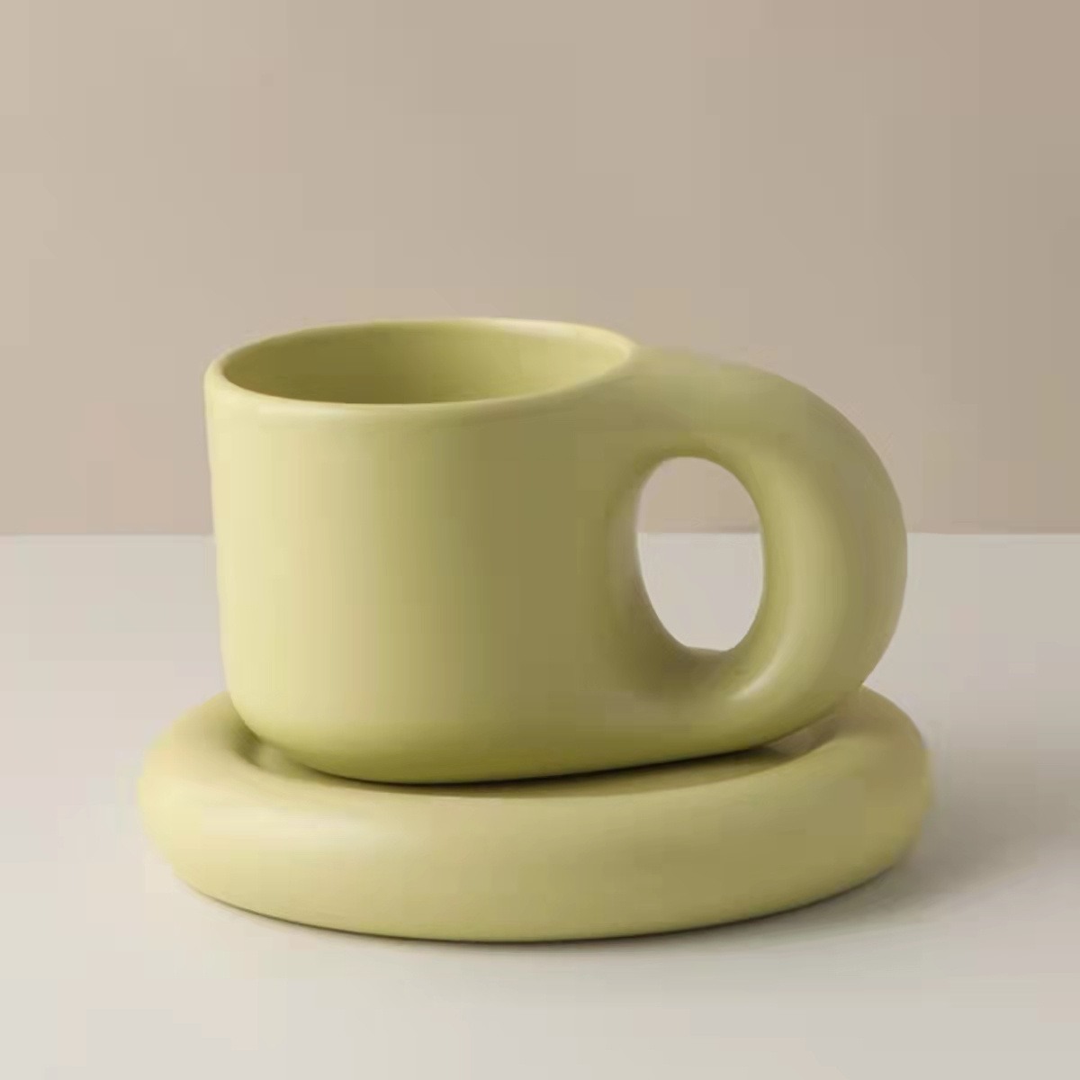 Nordic ceramic chubby cute coffee cup and saucer set unique design tea mug 270ml  custom fat ceramic mug for gift