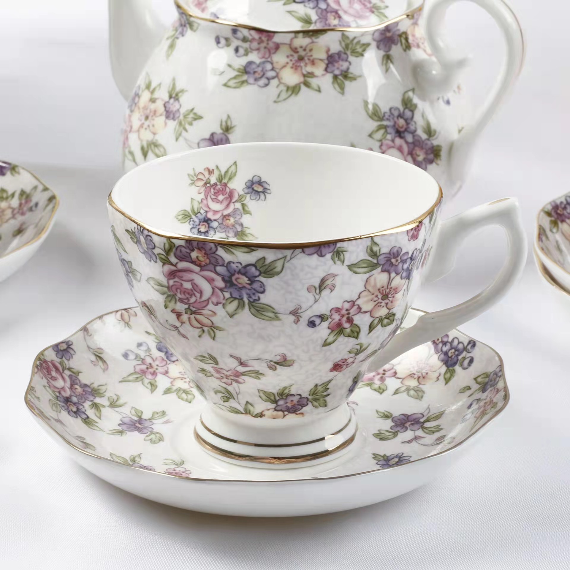 English afternoon tea cup and saucer set 200ml custom design bone china coffee cups and plate set luxury drink cup