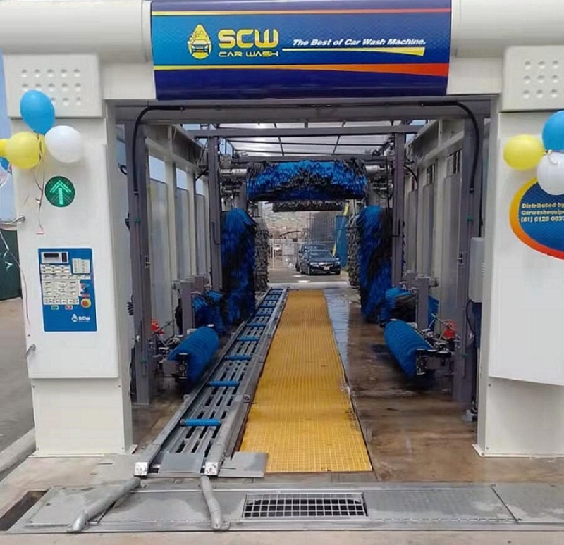 Drive through conveyor tunnel car wash machine for the car wash business