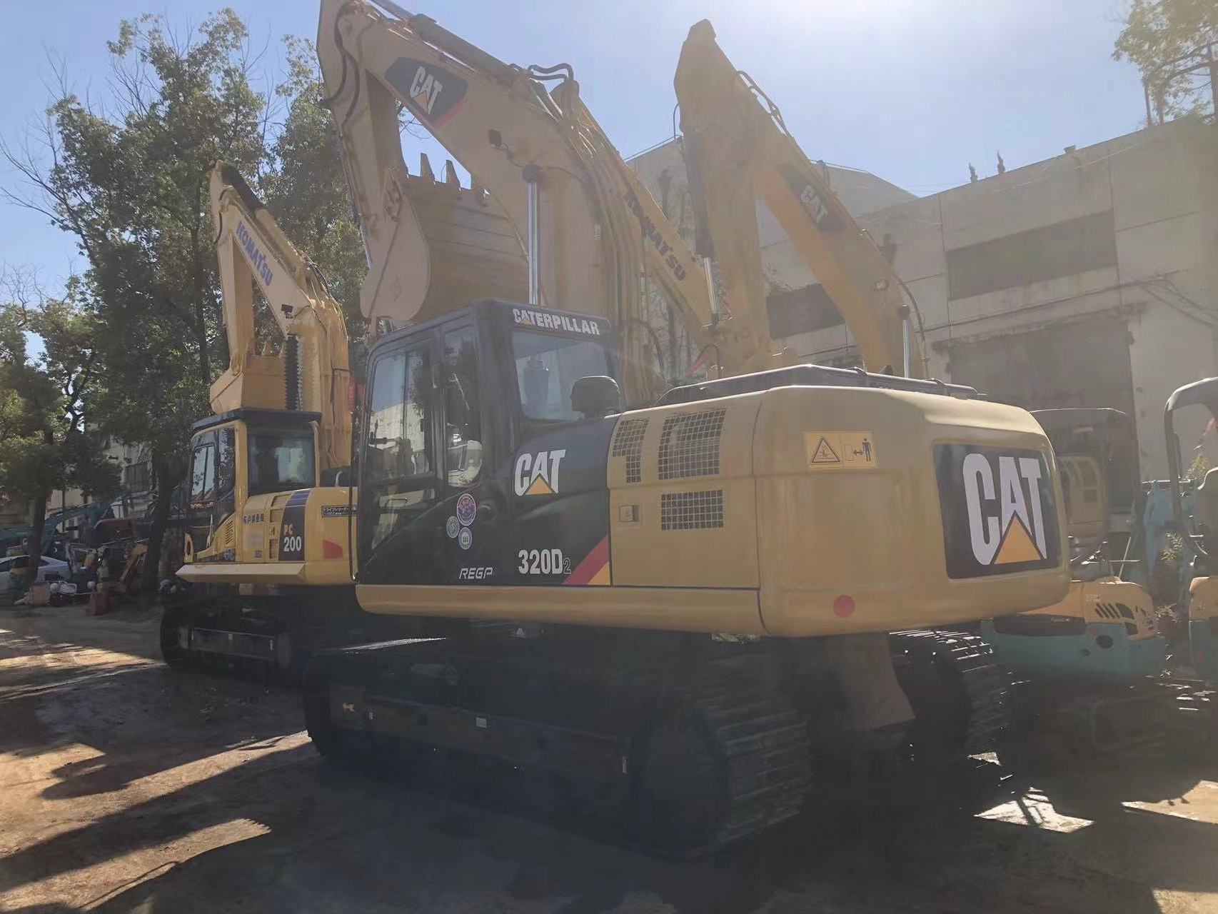 Hot sale used CAT 320D2 hydraulic tracked excavator with high quality