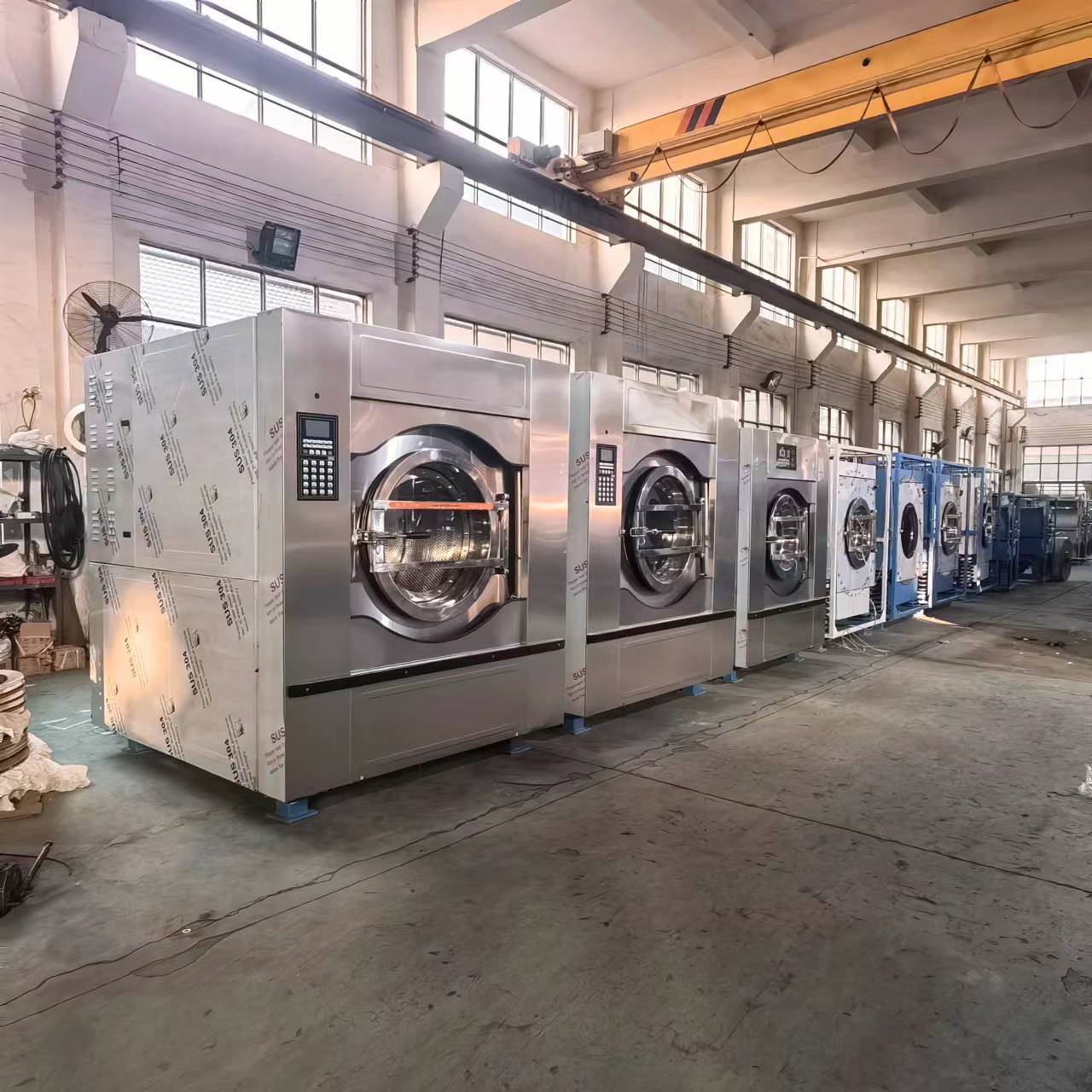 Professional 100kg Heavy Duty Washer Extractor Industrial Laundry Washing Machine for Laundry/Hotel Sale