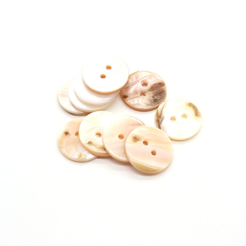 Wholesale custom decorative luxury buttons two hole round natural shell button for shirt clothing and headbands