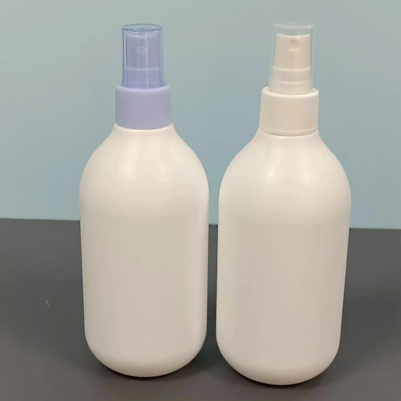 HDPE 300ml Empty Spray Bottle PET Plastic Bottles with Super fine Mist  Sprayer Leak-proof for Cleaning