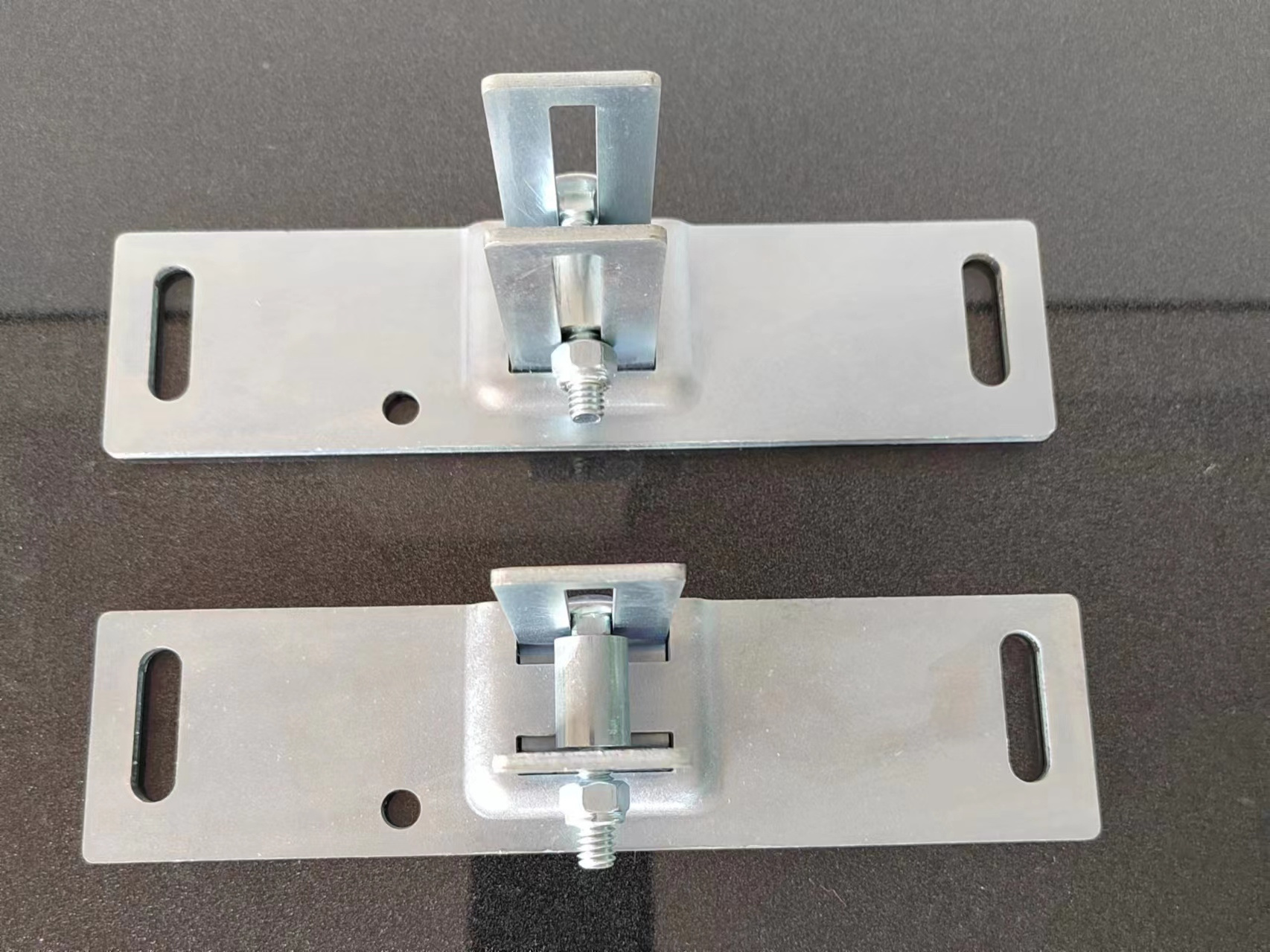 Hot Sell Garage Door Hardwares  Zinc Plating Garage Door Hinge