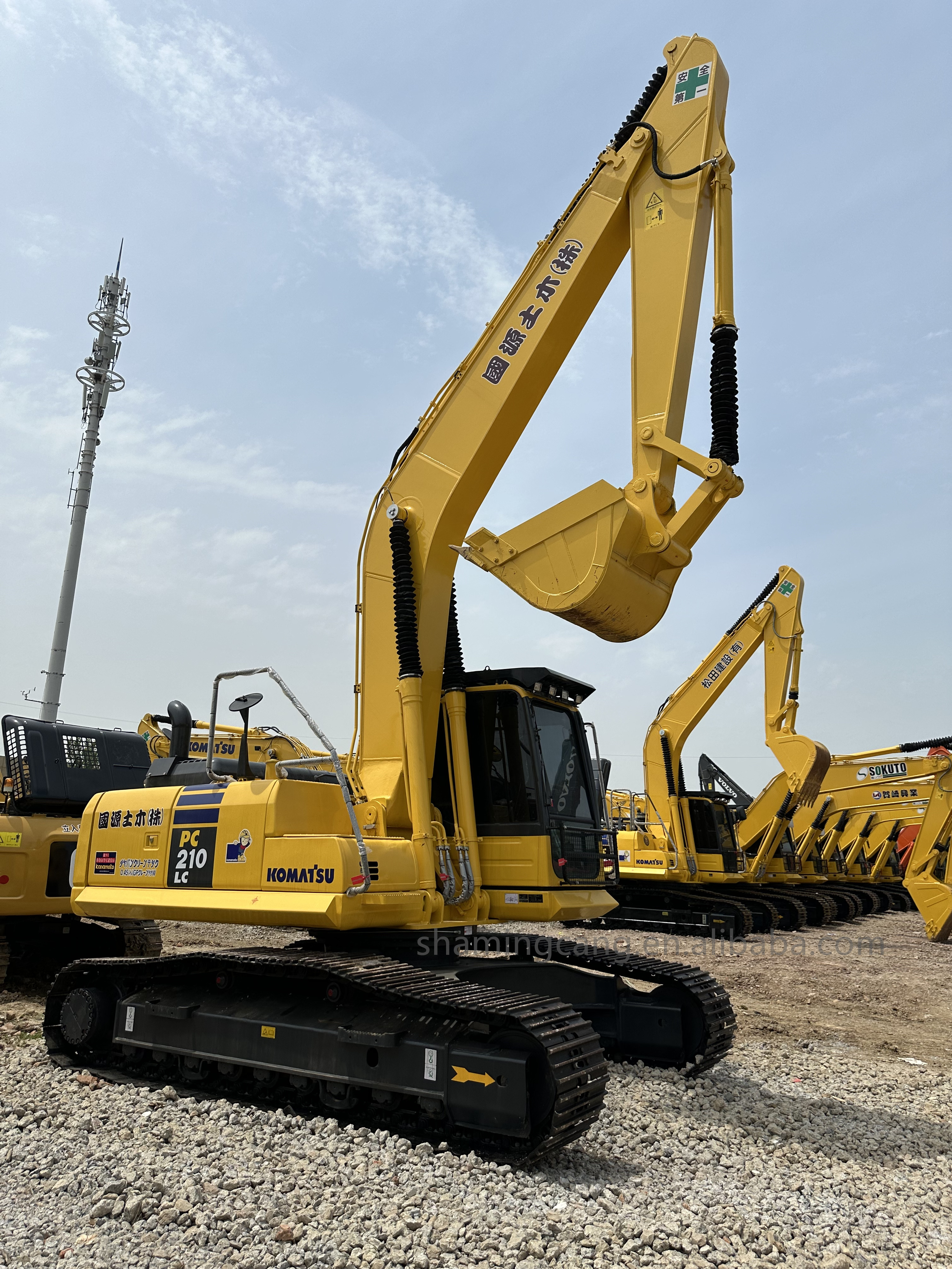 Low working hours used excavator PC210LC-8 secondhand digger komatsu Brand in stock for sale