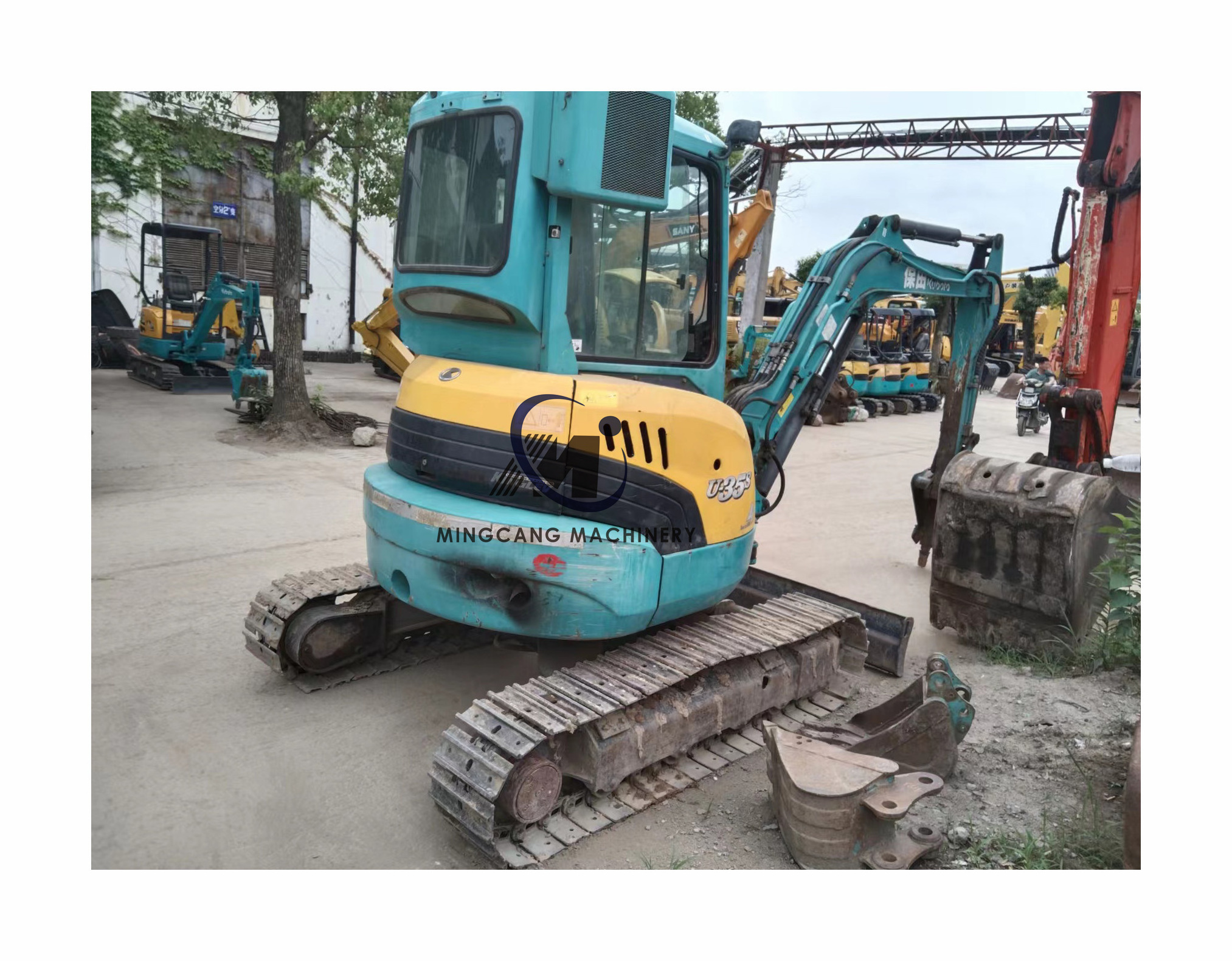 Good quality affordable Mini used excavators KUBOTA U35 in Japan best price and hot to sale