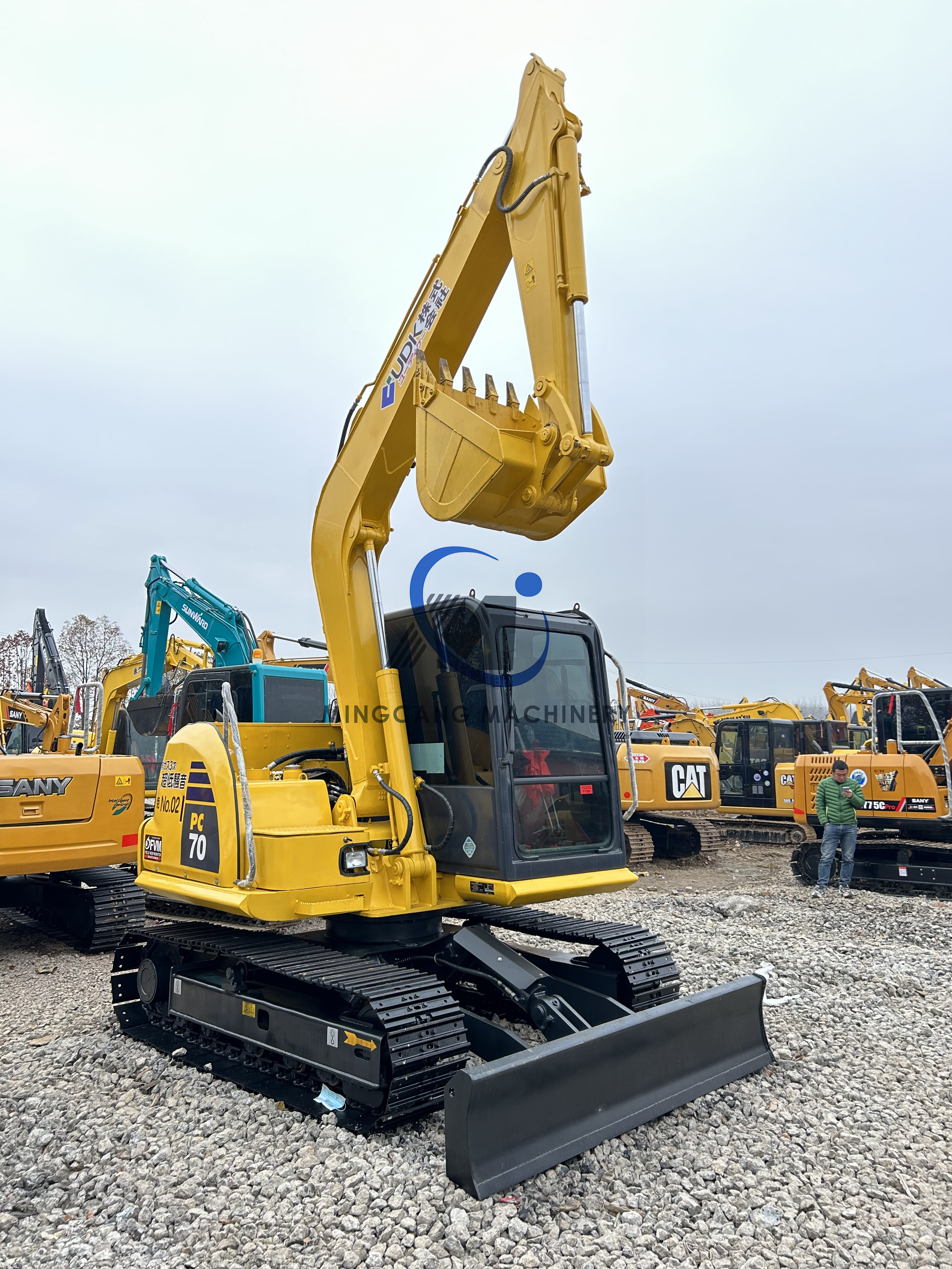 Used Excavator PC70-8 in Shanghai for Sale/Used Komatsu 7 ton PC70-8 Excavator MADE IN JAPAN