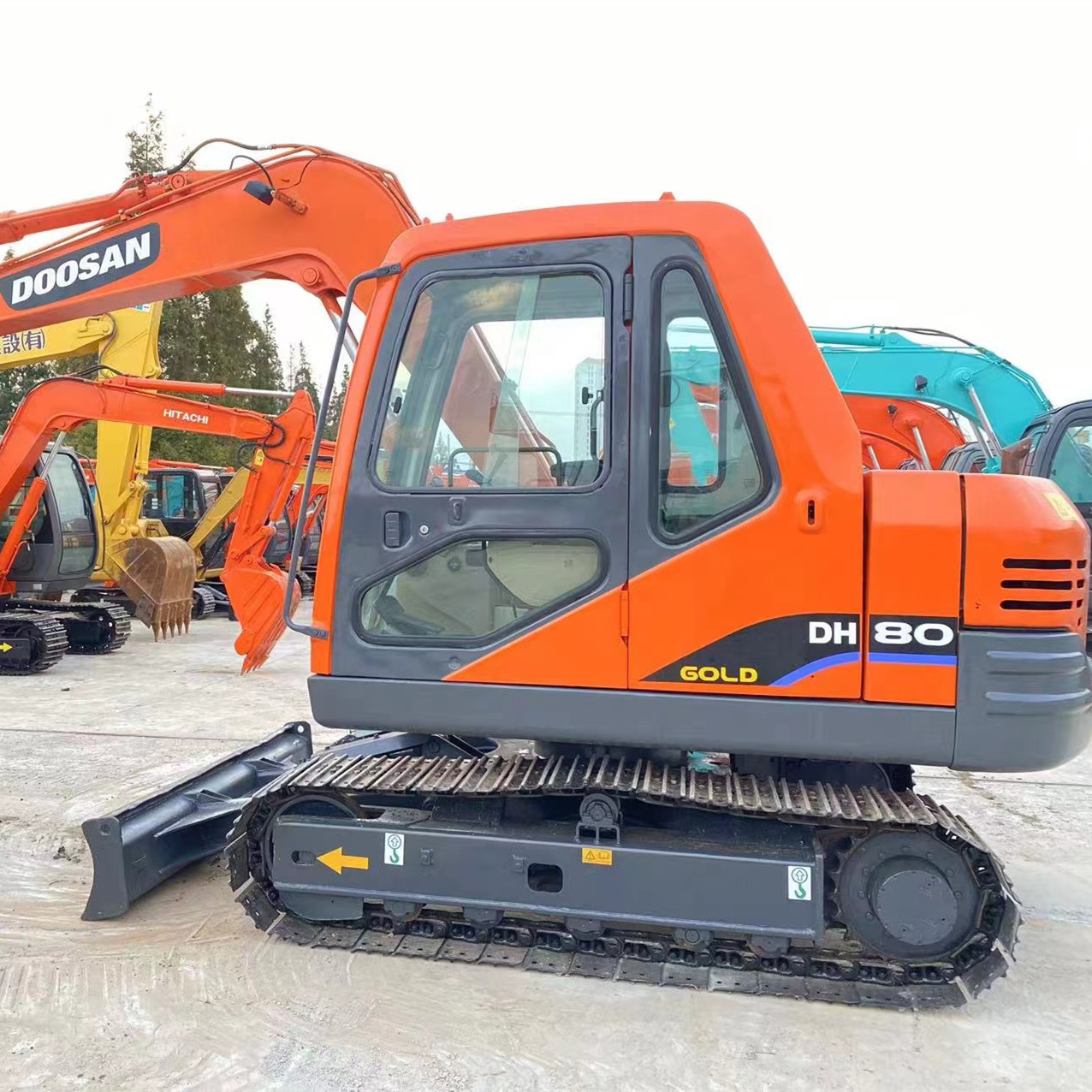 Free spare parts Good price high quality Doosan DX80 Used Excavator Nearly New Backhoe Loader for sale doosan dh 80