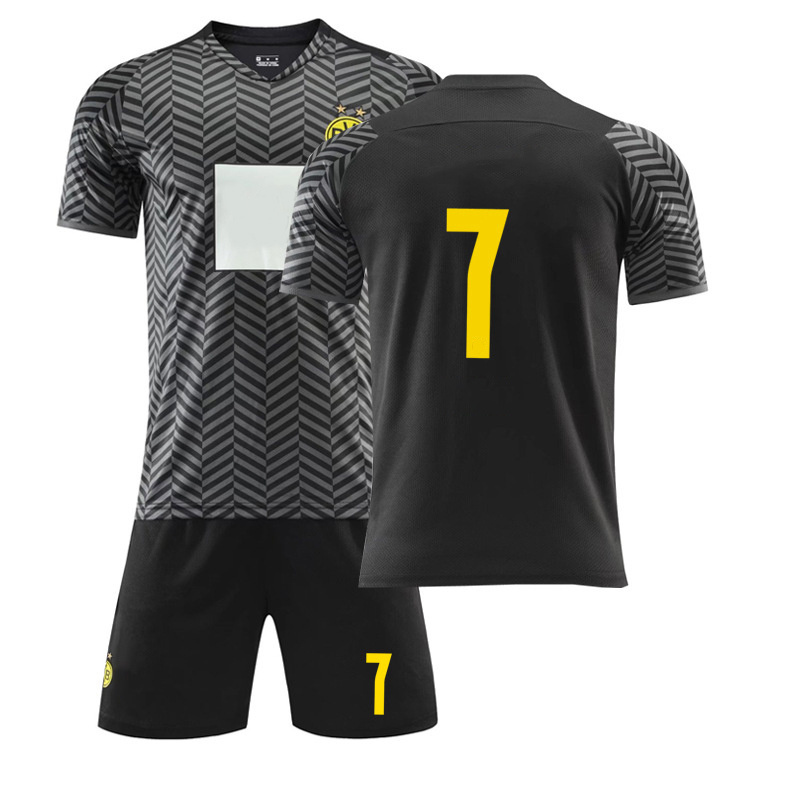 wholesale Club quick dry short Football Uniform Custom logo wholesale suit Cheap sports wear club Thai quality soccer jersey