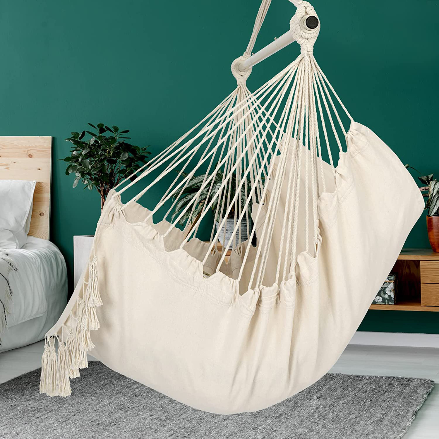 Hammock Chair Hanging Rope Swing, Max 500 Lbs, 2 Cushions Included, Large Macrame Hanging Chair with Pocket for Comfortable