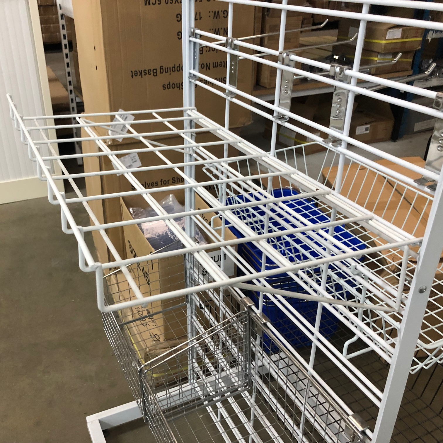 metal wire slat grid hanging square grid mesh shelves for slat wall panel and grid mesh panel in supermarket