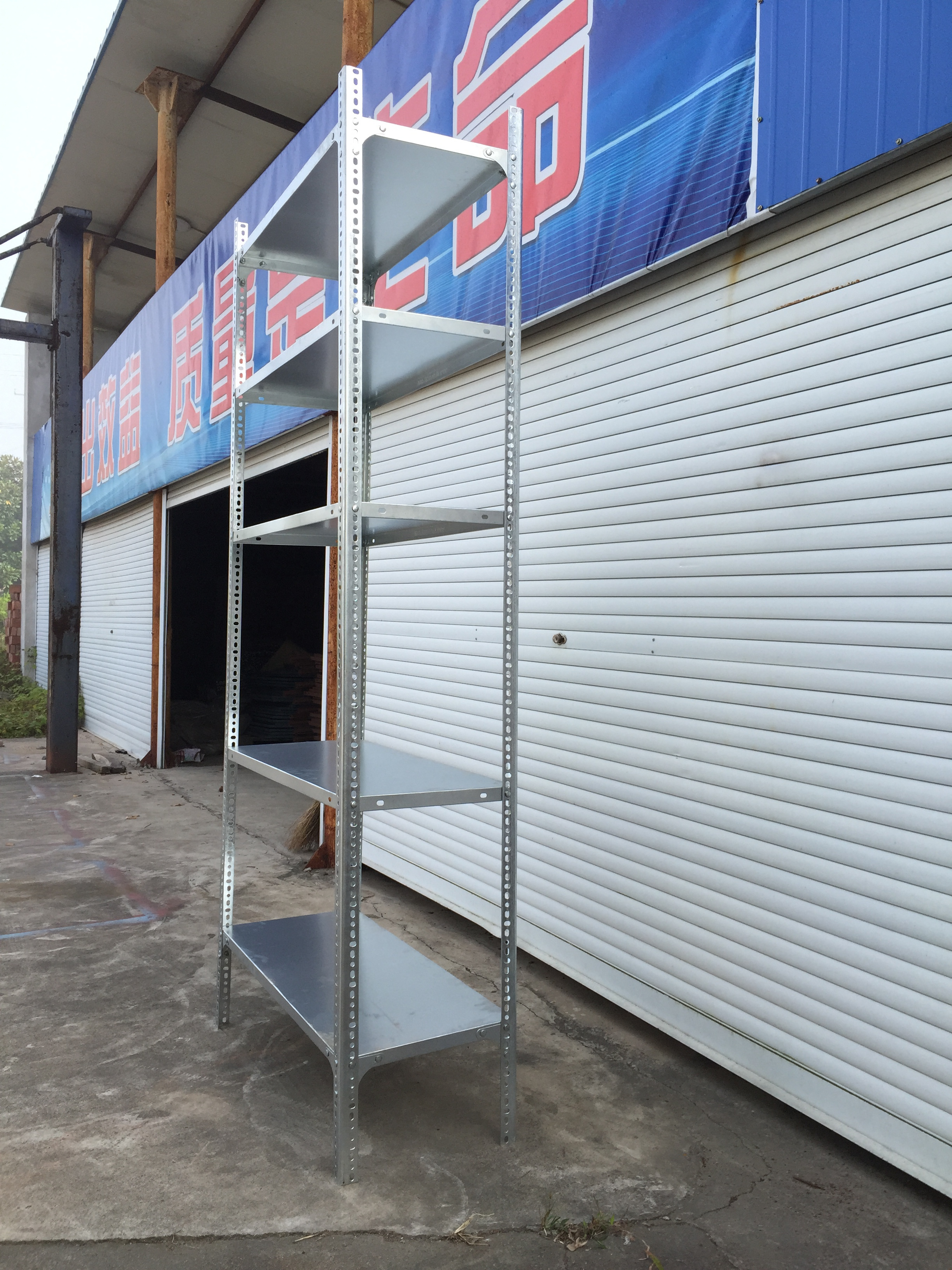 galvanized surface of slotted post angle shelving with bolts and nuts for coolroom easy assembled with bolts and nuts