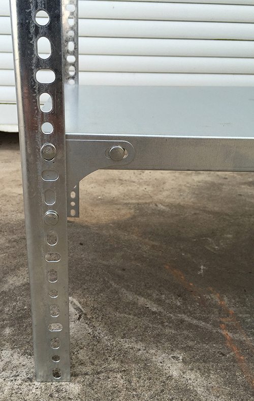 galvanized surface of slotted post angle shelving with bolts and nuts for coolroom easy assembled with bolts and nuts