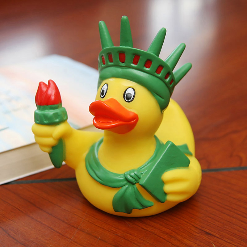 Custom Children's PVC Plastic Rubber Duckies Bath Toy Holiday Gift Yellow Green Torch Rubber Ducks