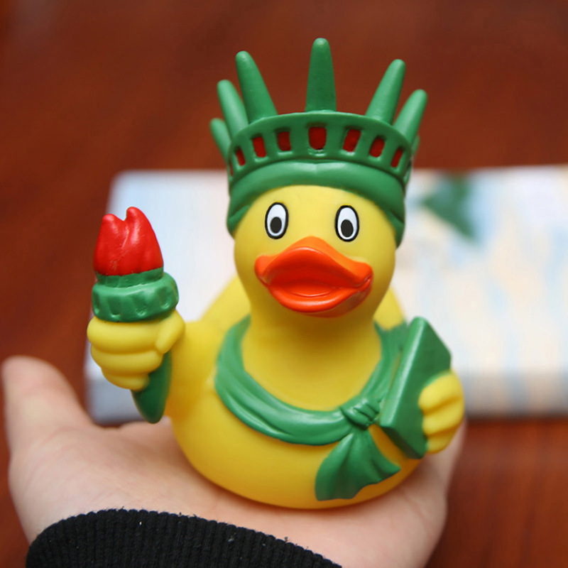 Custom Children's PVC Plastic Rubber Duckies Bath Toy Holiday Gift Yellow Green Torch Rubber Ducks