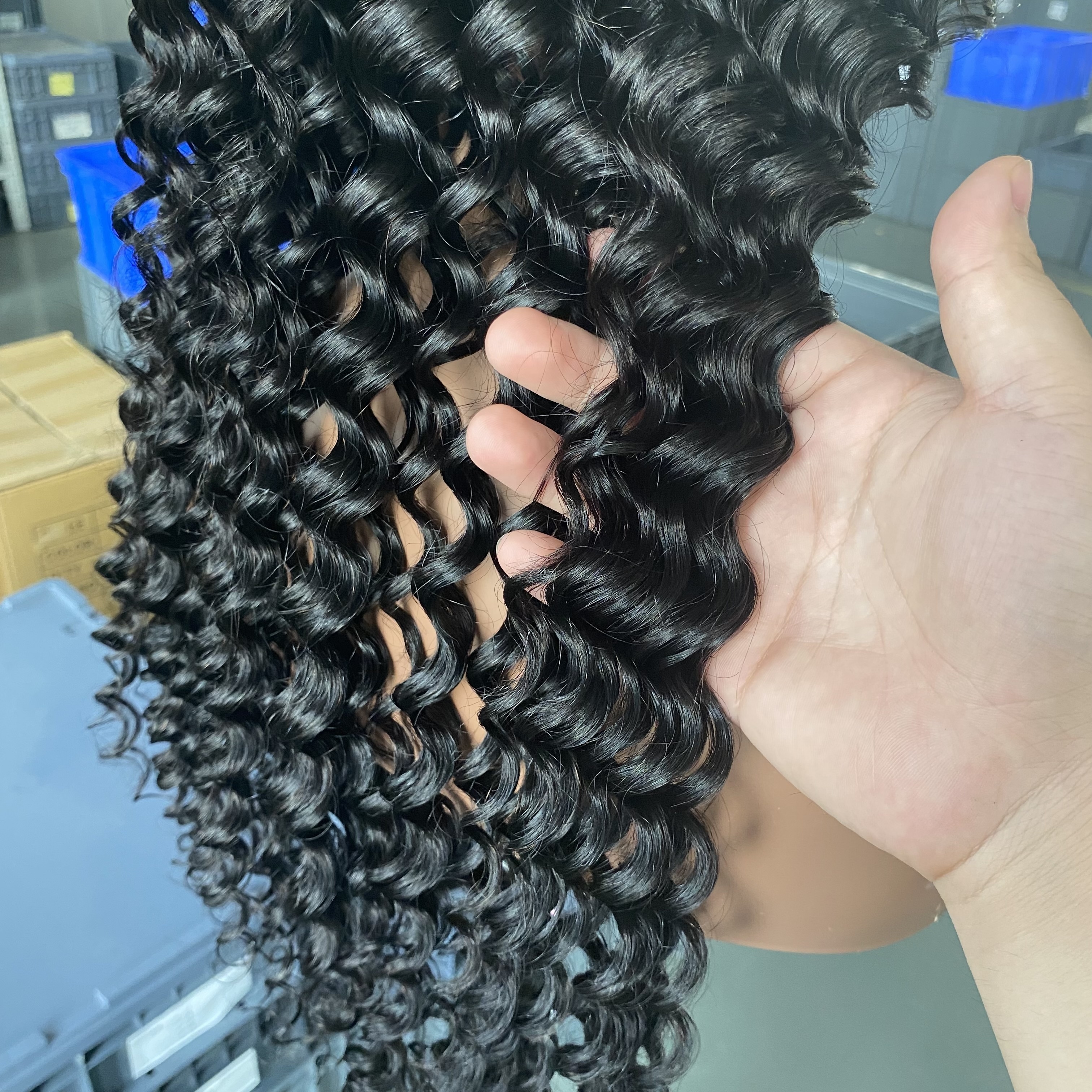 China Wig Supplier 4x4 5x5 HD Lace Wig 200% 250% 280% Customized Density Support Sample Orders Raw Brazilian Hair Glueless Wig