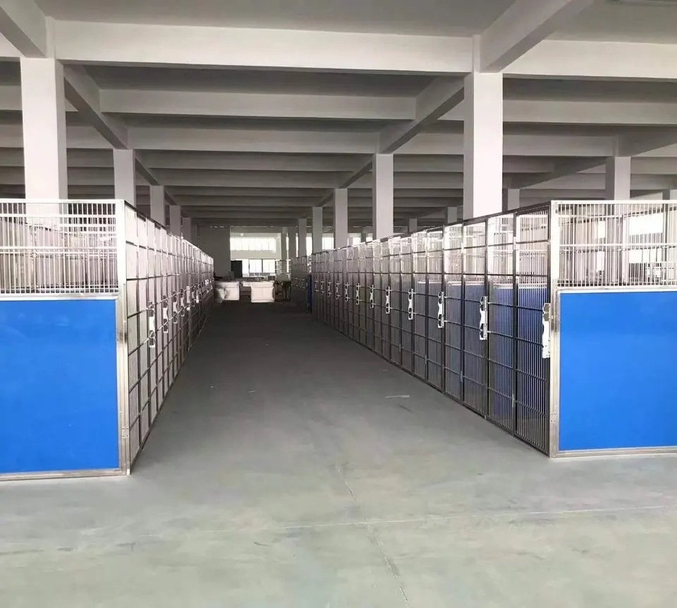 Dog kennel runs PUJIA factory Wholesale customize Stainless steel Walk-in cage System Large Dog dog kennel runs