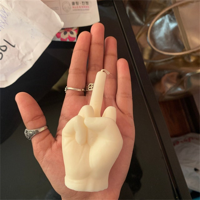 2023 new design middle finger hand shaped candle for decoration