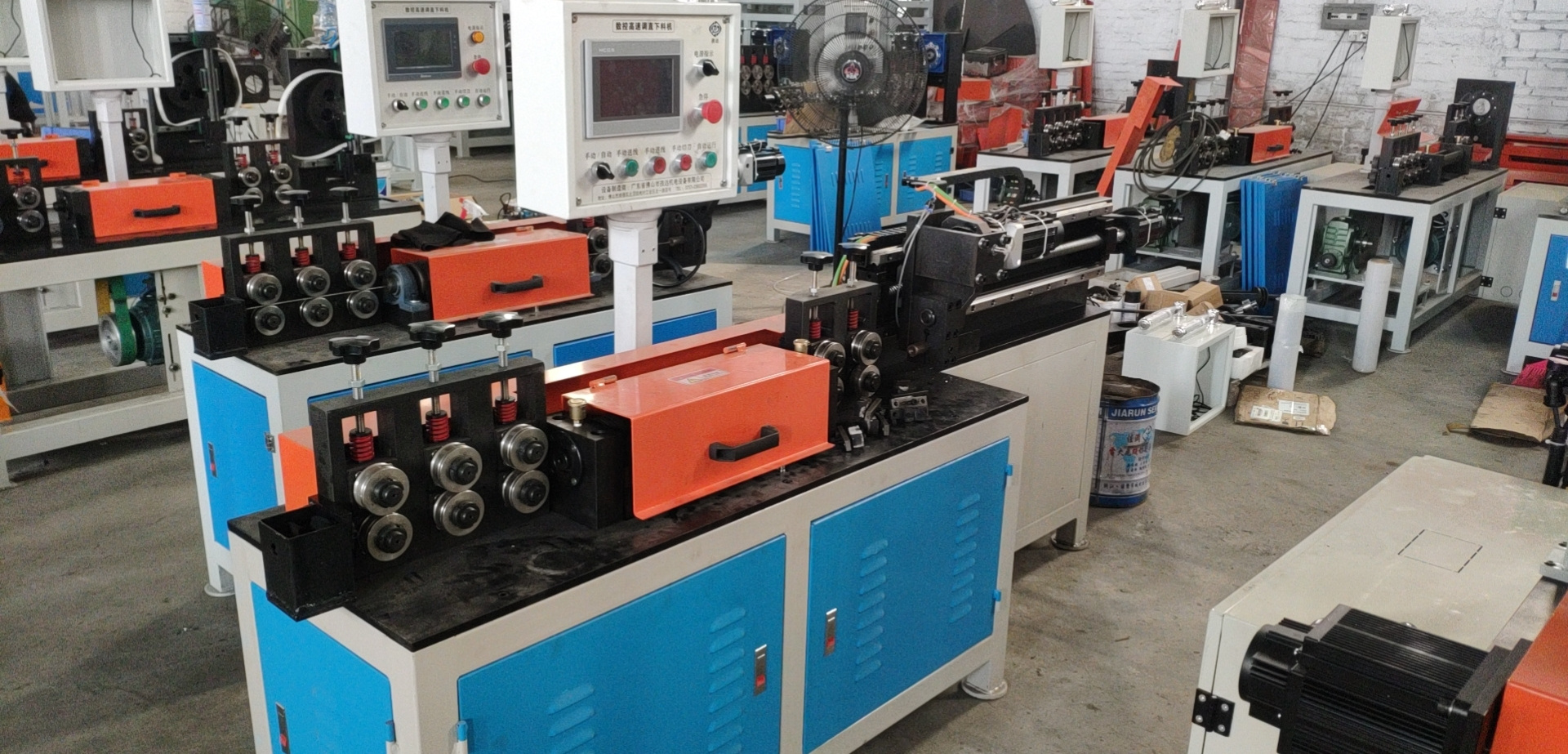 CNC steel metal wire straightening and cutting machine wire straightening steel wire straightening and cutting machine