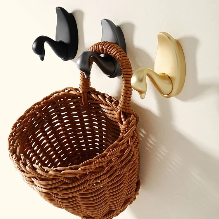 HIWELL Modern furniture hardware antique coat hooks unique wall hooks swan shape wall hook animal