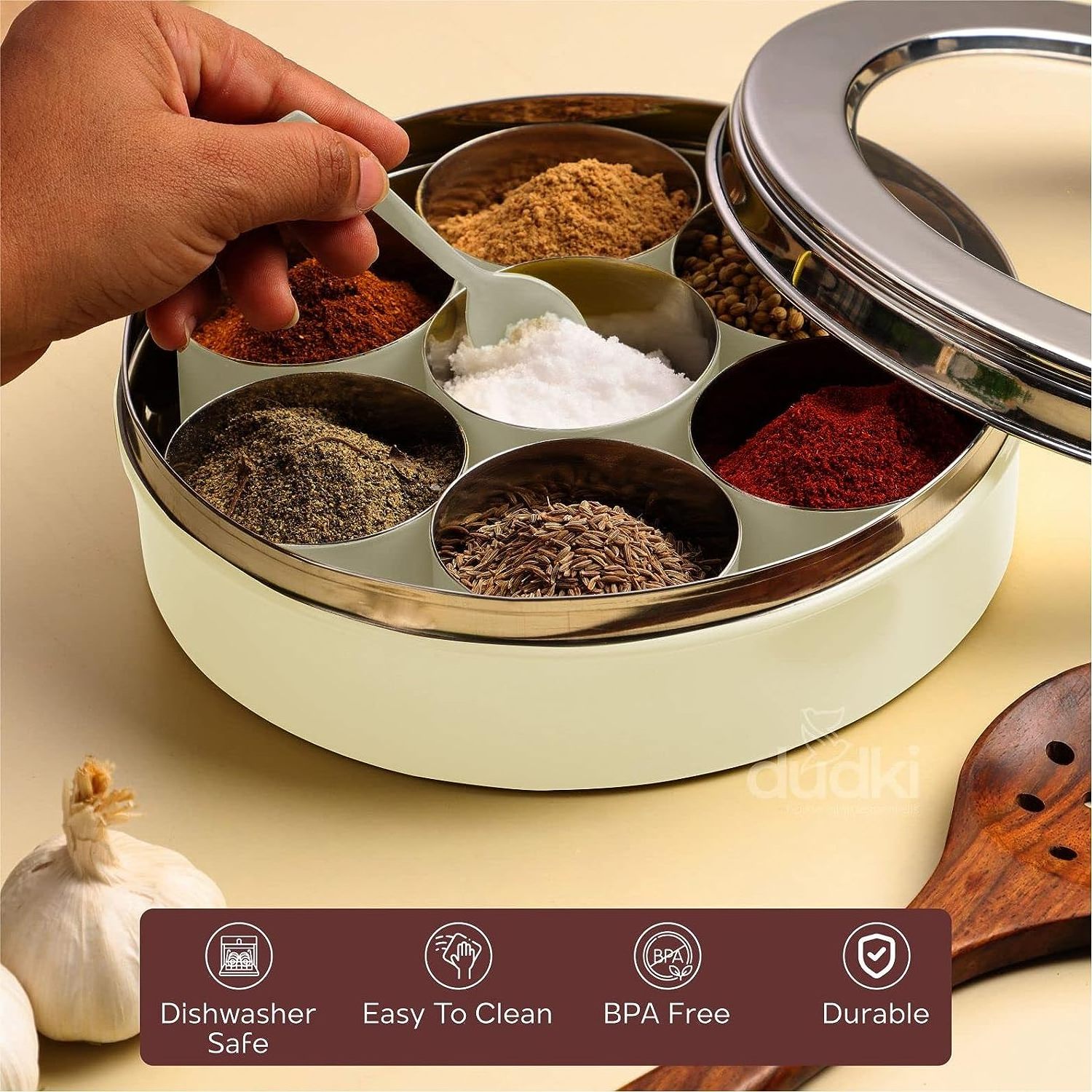 Wholesale Prices Transparent Lid Stainless Steel Spice Box Small Spoon Masala Box for Kitchen Spice Container