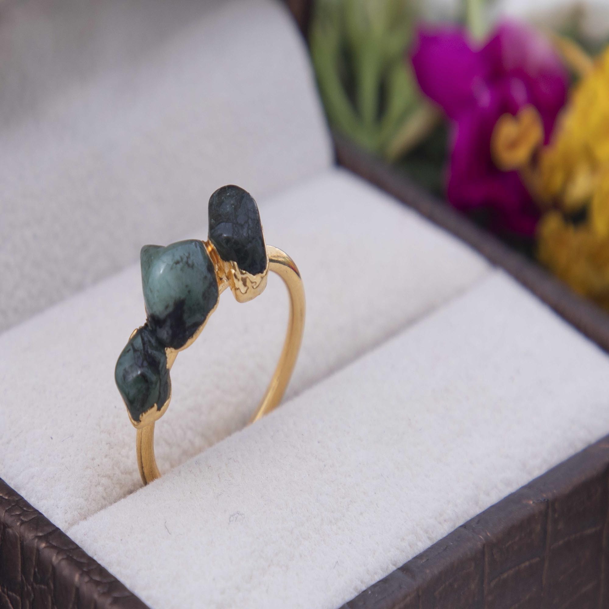 Natural Emerald Raw Gemstone Handmade 925 Sterling Silver 18k Gold Plated Ring Wholesale Emerald Rough Gems Ring