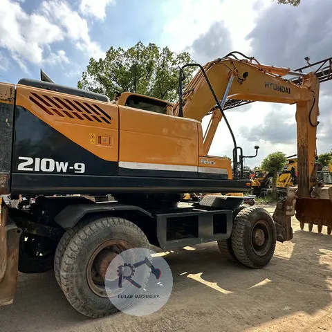 Original condition Used Hyundai wheel Excavator R210W-9 Korean Hydraulic 21ton tyre Digger used excavadora