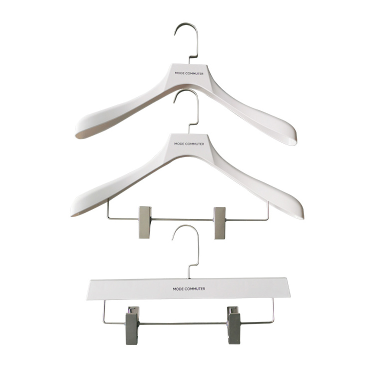 Hot-selling High-quality Hangers That Can Hang Clothes and Pants Wardrobe Iron Injection Plastic Custom Made Multifunction White