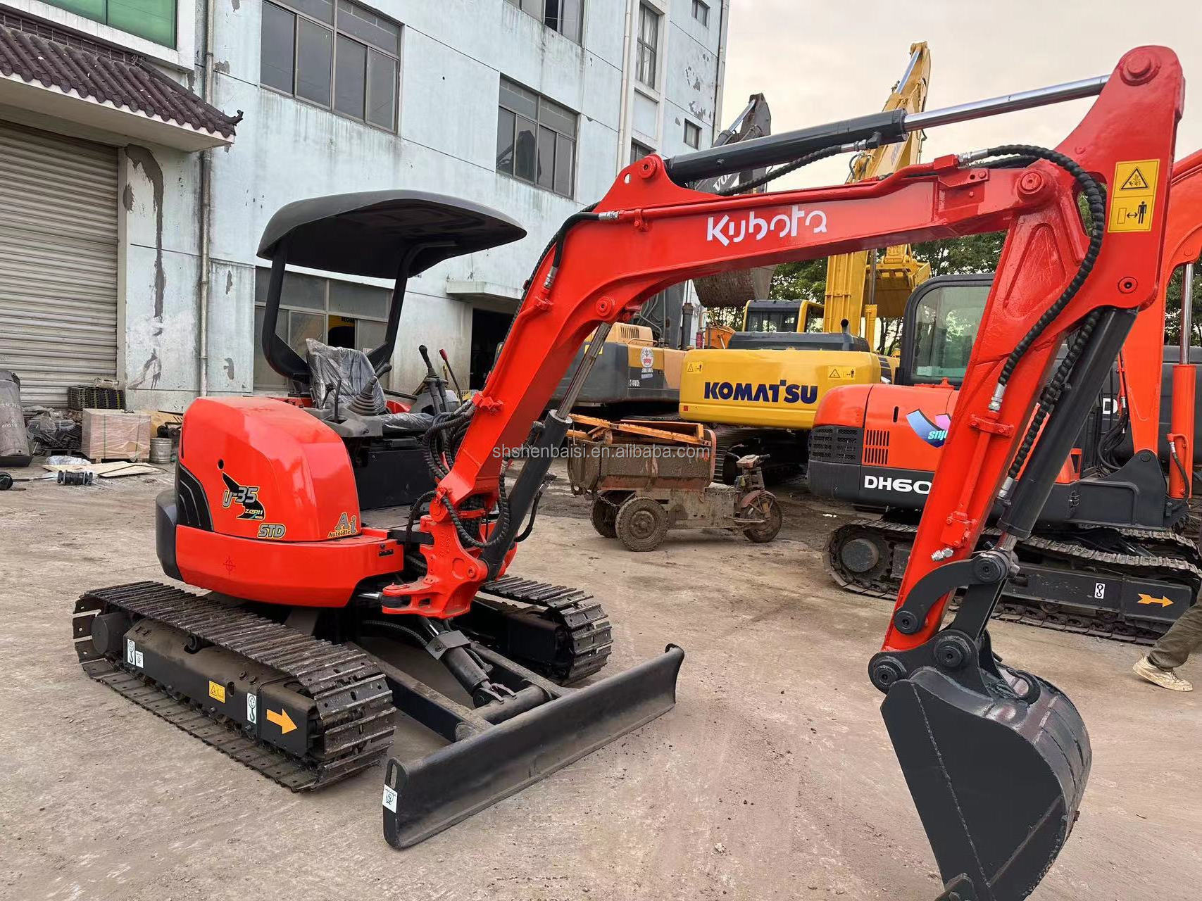 Second-hand low price Kubota U35 excavators