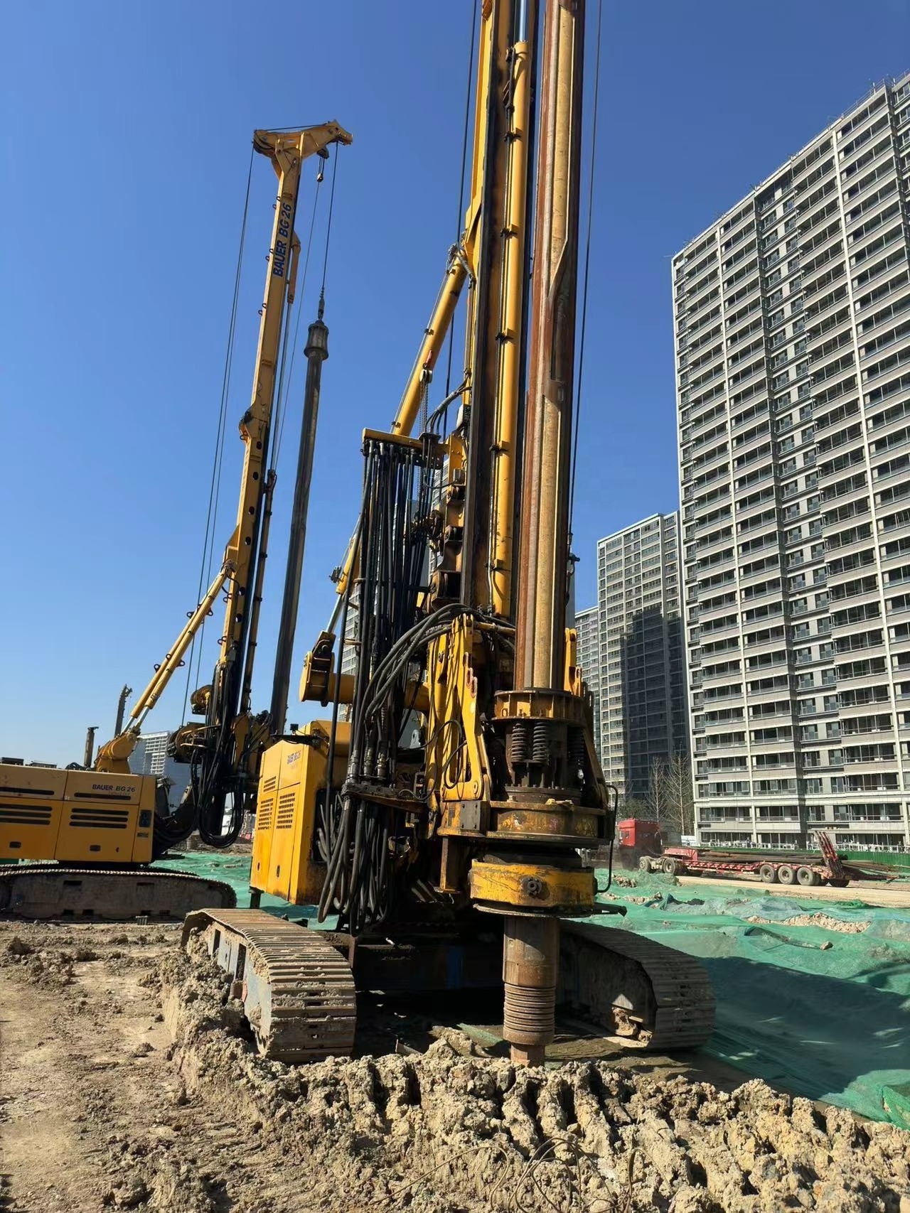 Good condition used Rotary Drilling Rig Construction Machinery BAUER Rotary Drilling rig BG26 cheap for sale