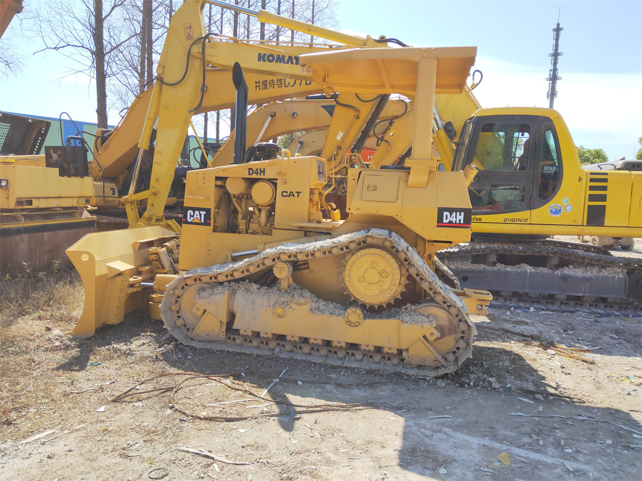 Used Caterpillar Mini Crawler Bulldozer D4H, Second hand CAT D4 D5 D6 D7 Bulldozer dozers for sale japan