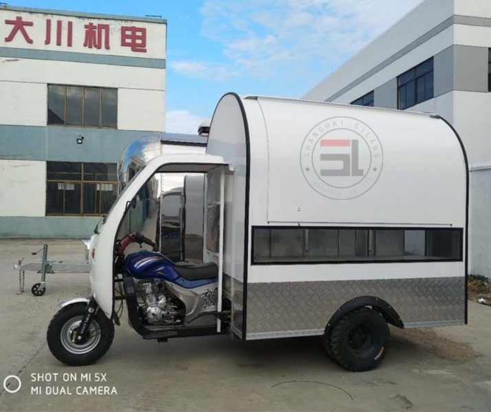 shanghai silang best quality petrol fast food cart, gas-oline driven tricycle mobile snack truck for sale