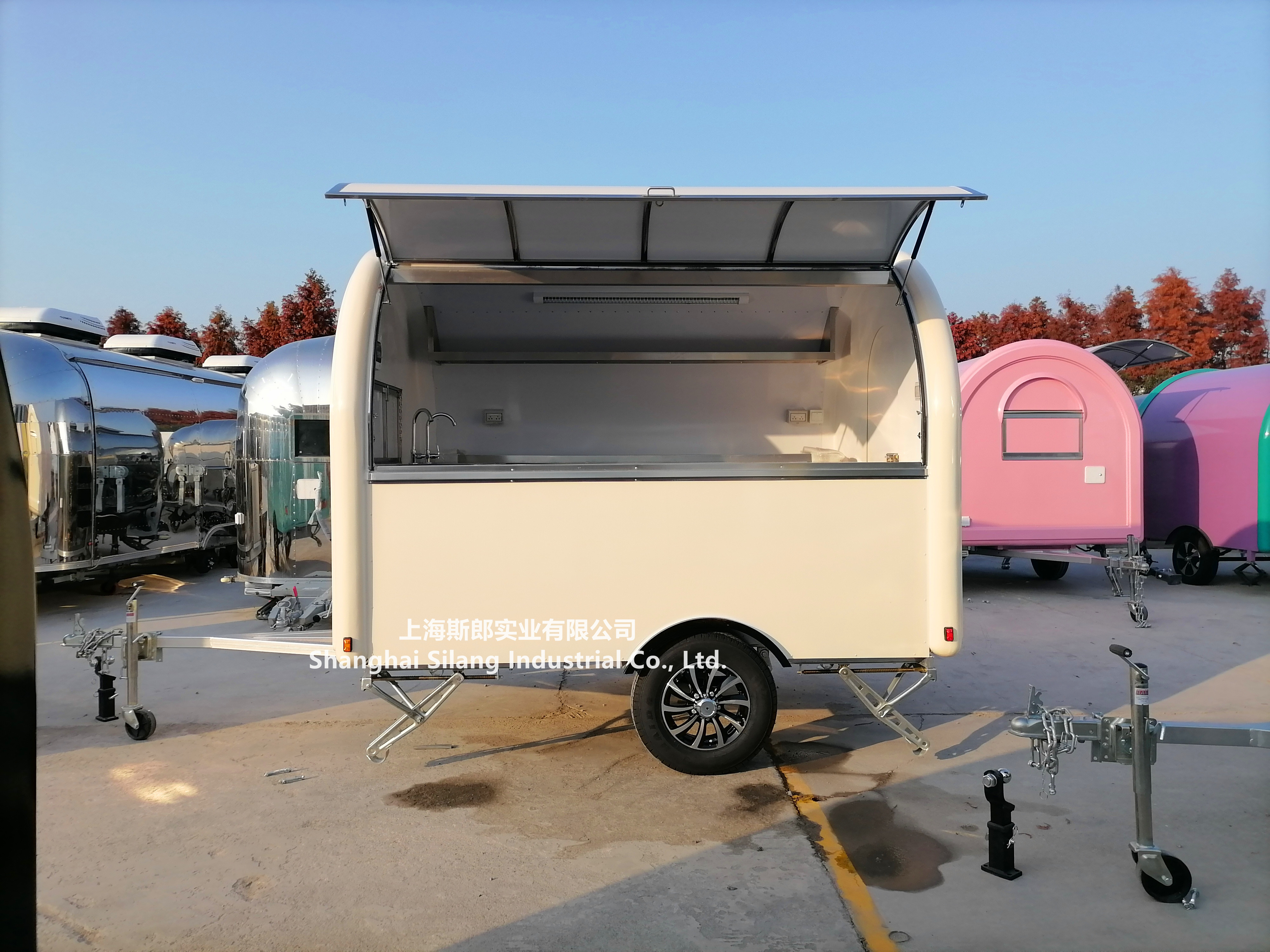 France hot sale mobile outdoor food trailer camper kitchen with CE/ factory price towbar mini crepe churro ice cream food cart