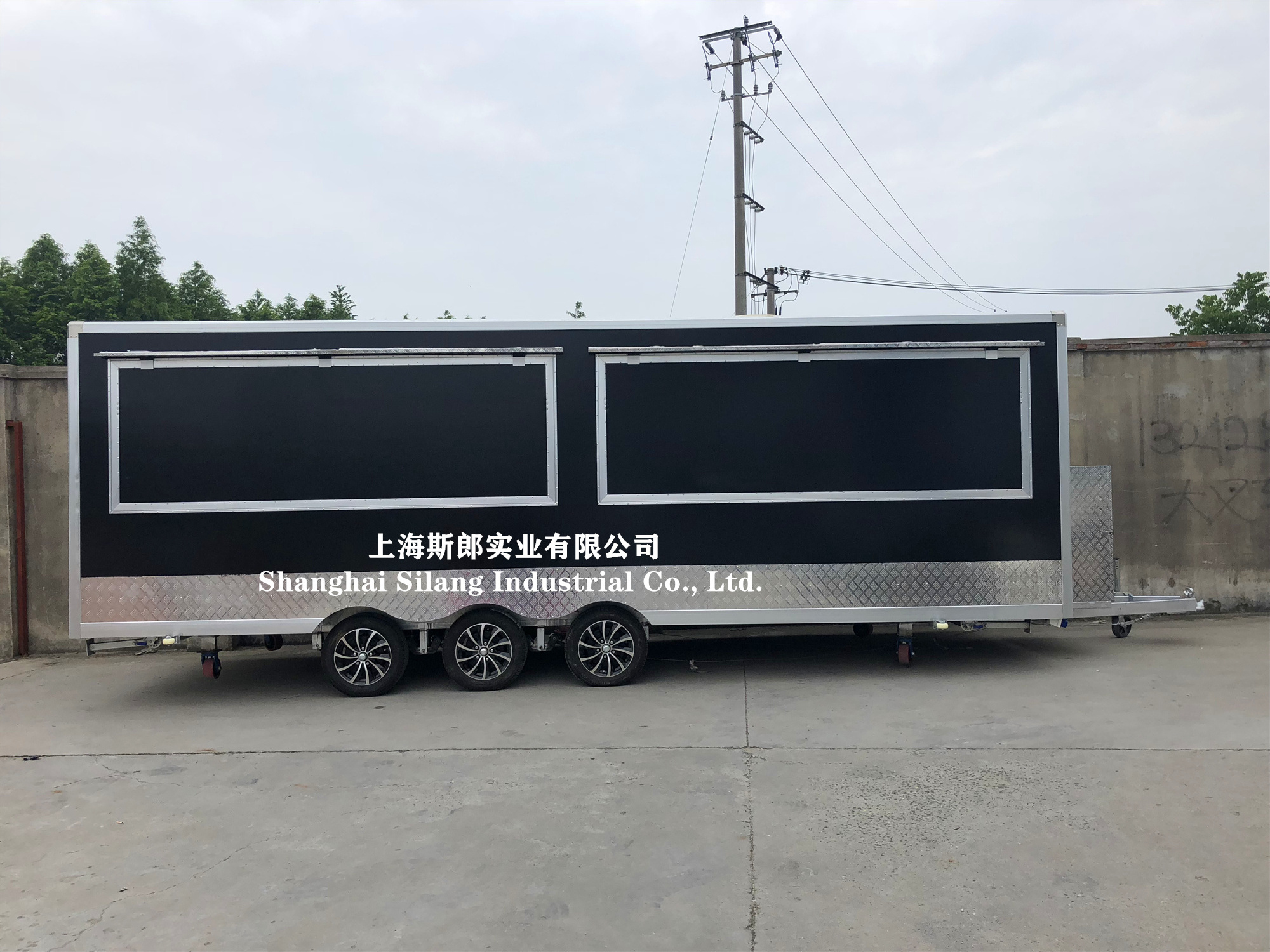 Chinese manufacturers sell black  food trailer, BBQ/  hot dogs/ fast food trucks, mobile food  cart 780*210cm