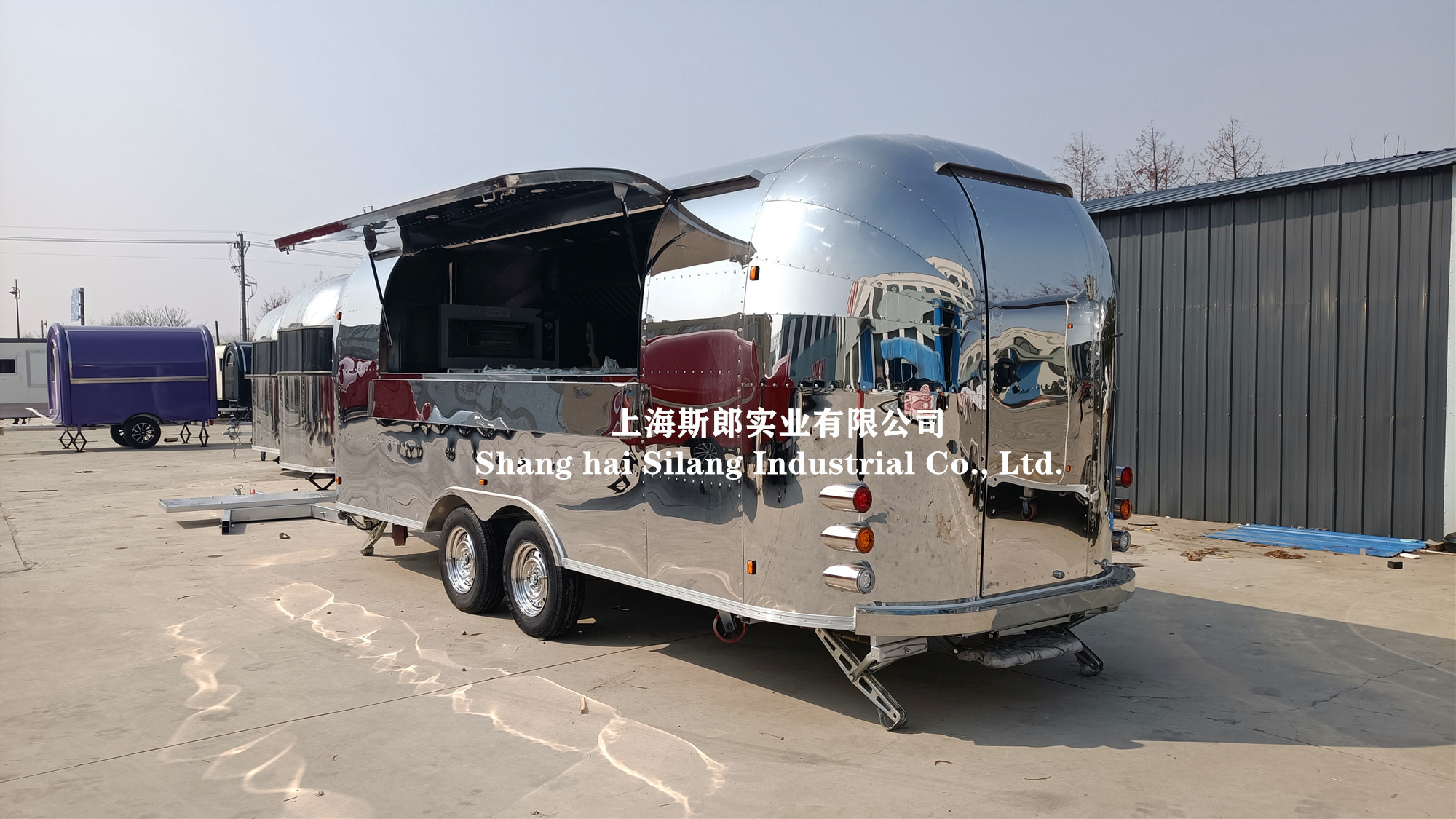 Japanese standard mobile pizza food trailer Airstream food trailer with salad fridge, stainless steel caravan