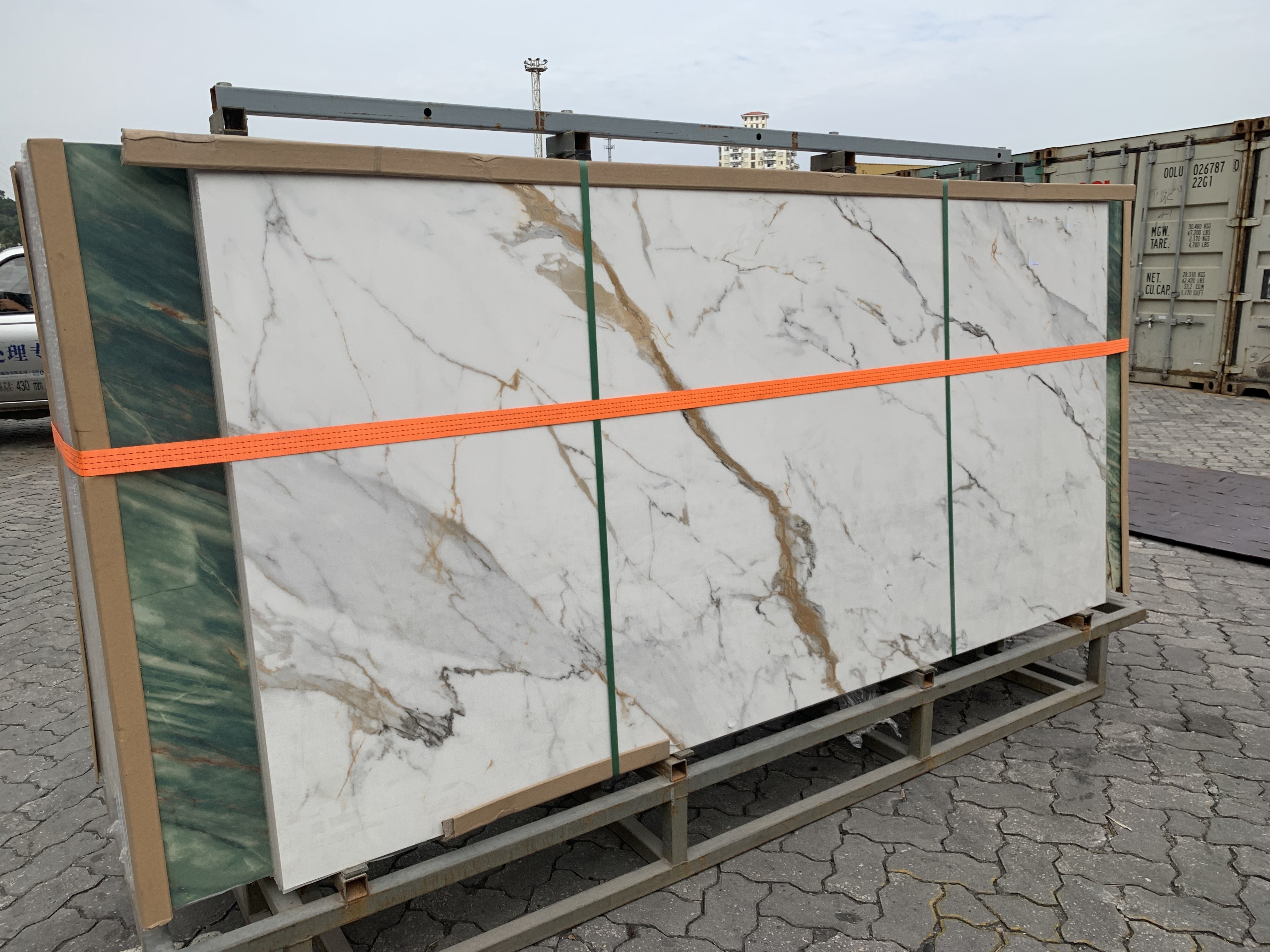 SHIHUI 6mm Sintered Stone 3200x1600 Large Marble Porcelain Slabs Calacatta Gold Tiles For Interior And Exterior Wall Cladding