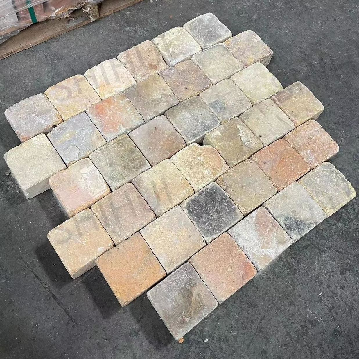 SHIHUI Refractory Machine Tumbled Brick Fire Clay Reclaimed Old Red Bricks Decoration Culture Exterior  Acid Wall Background