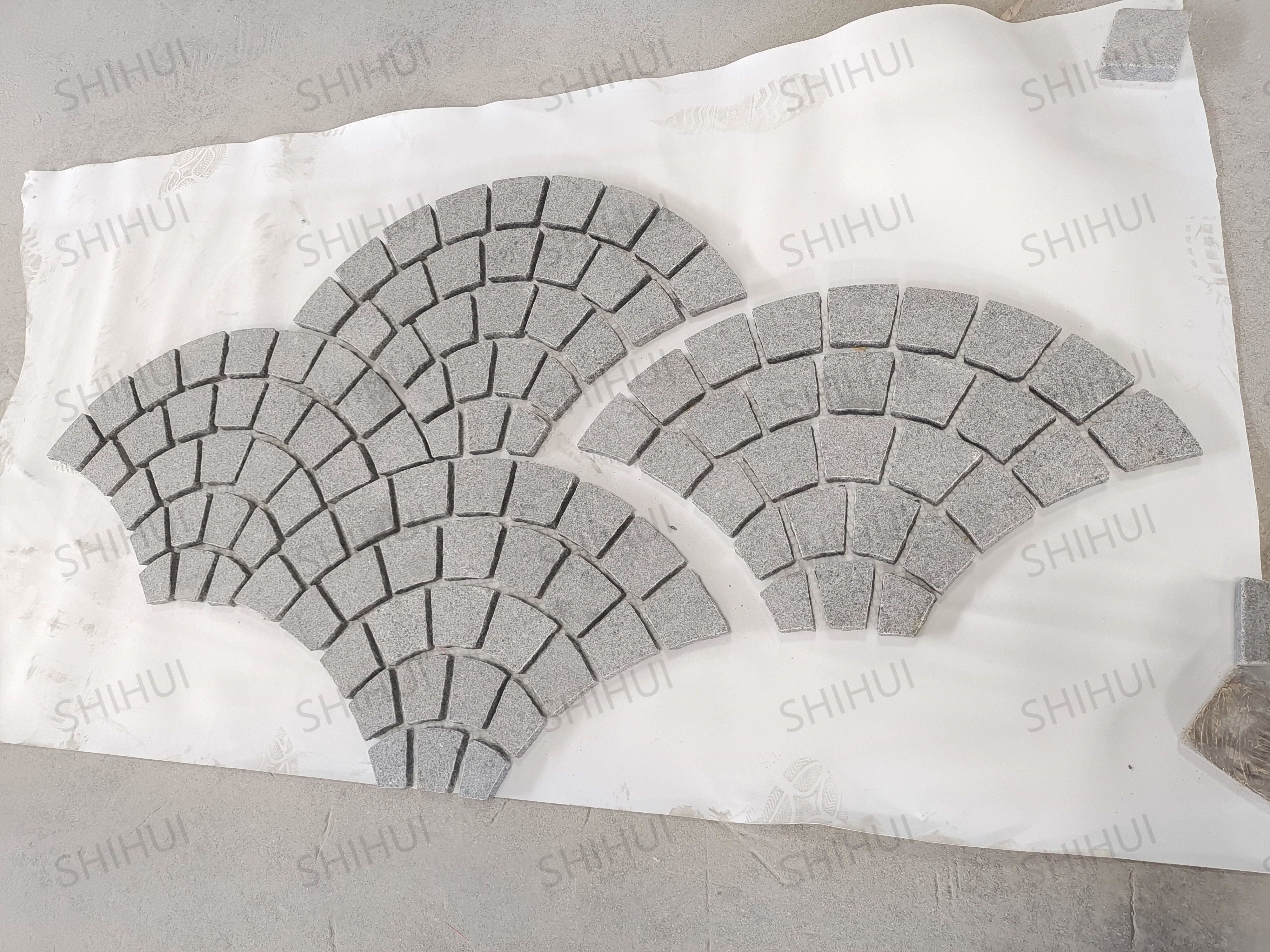 SHIHUI Natural Stone G654 Granite Pavers Fan Pattern Flamed Surface Split Edge Paving Paver Stone Driveway Cobblestone Mat