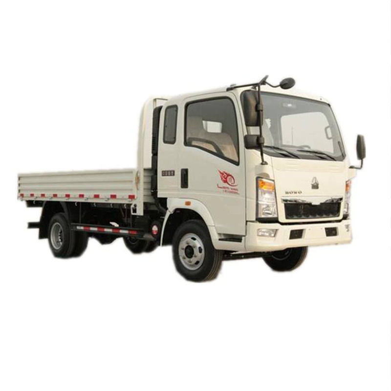 SINOTRUCK HOWO 7 ton mini 6 wheeler 4x2 cargo truck price