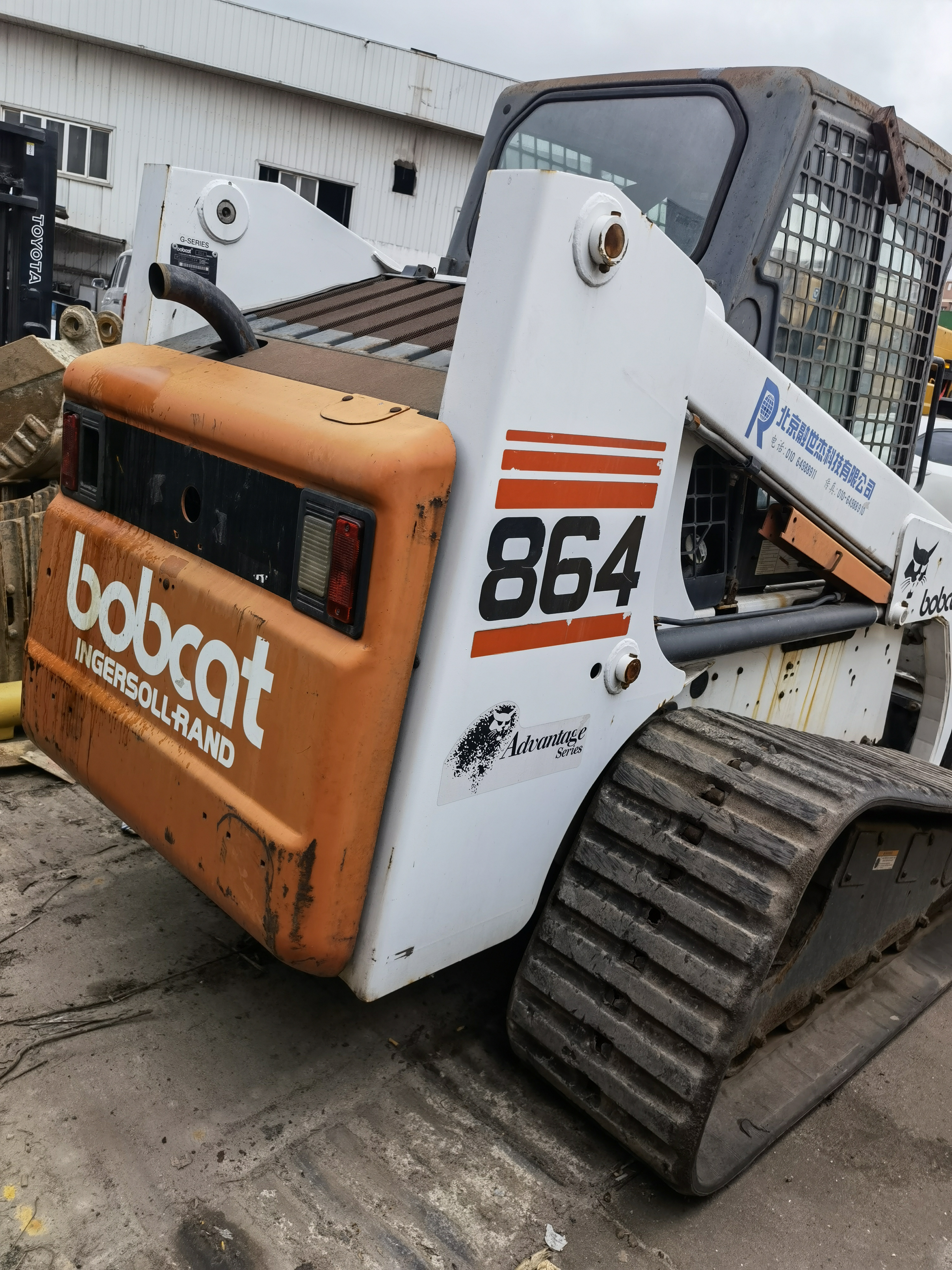 Bobcat 864 skid steer Loader / mini skid steer machine