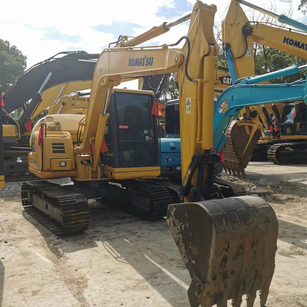 Cheap Selling Used Mini Excavator Komatsu PC70 7 Ton Used Excavator For Sale