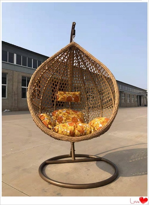 Hot Selling Patio Swing Hammock Rattan Wicker Egg Hanging Chair For Garden Living Room Swing Chair