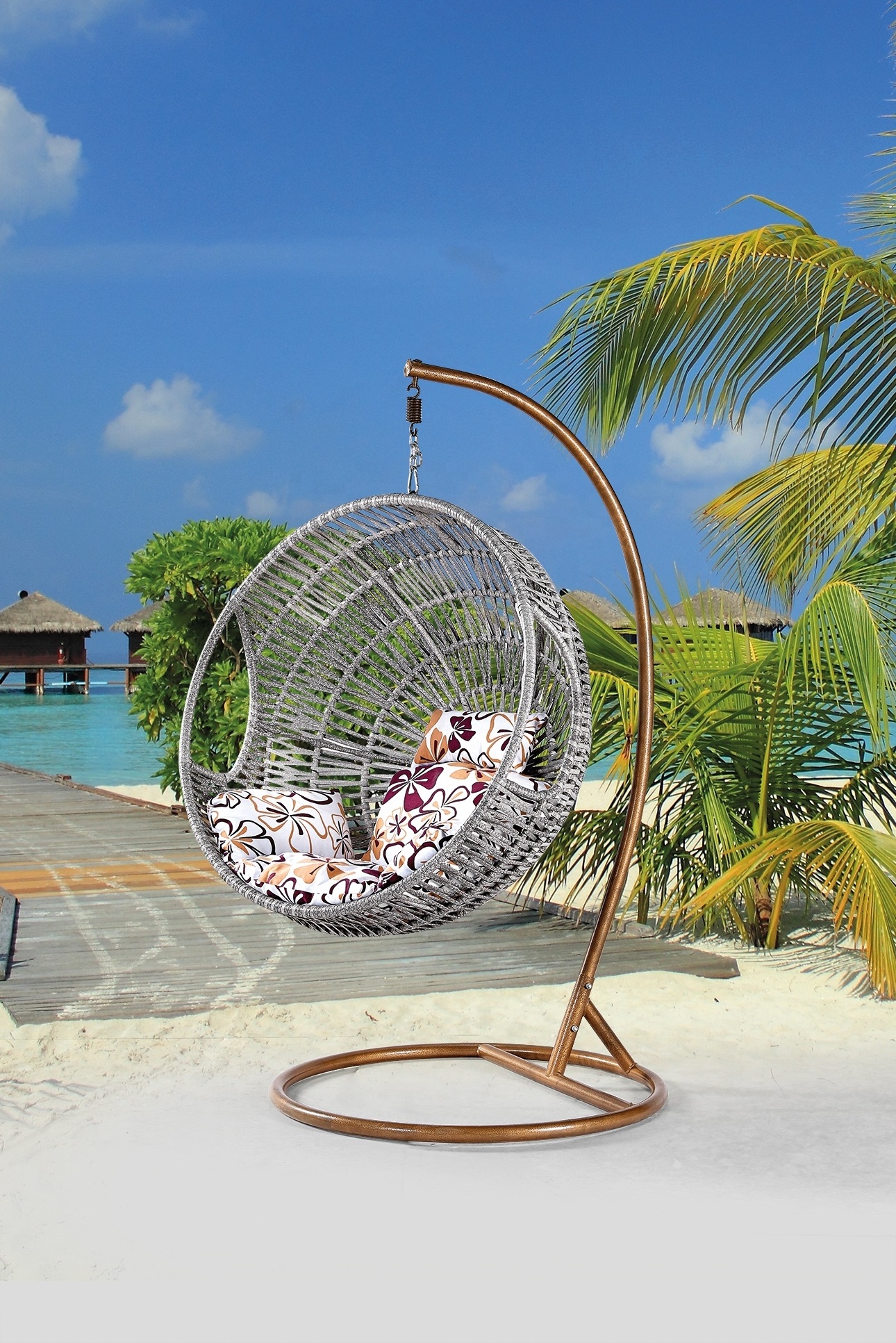 Popular Outdoor PE Rattan Hanging Egg Chair backyard chair Patio Swings Egg Chair