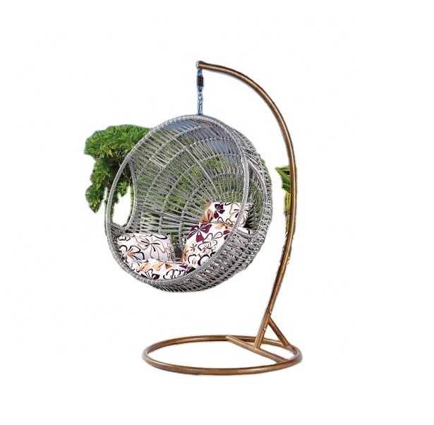 Popular Outdoor PE Rattan Hanging Egg Chair backyard chair Patio Swings Egg Chair