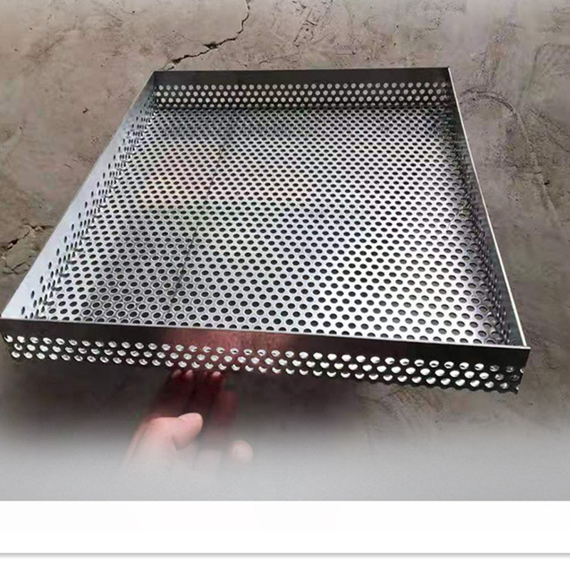 high quality Perforated metal expanded mesh lock in gutter guard mesh metal screen for radiator covers