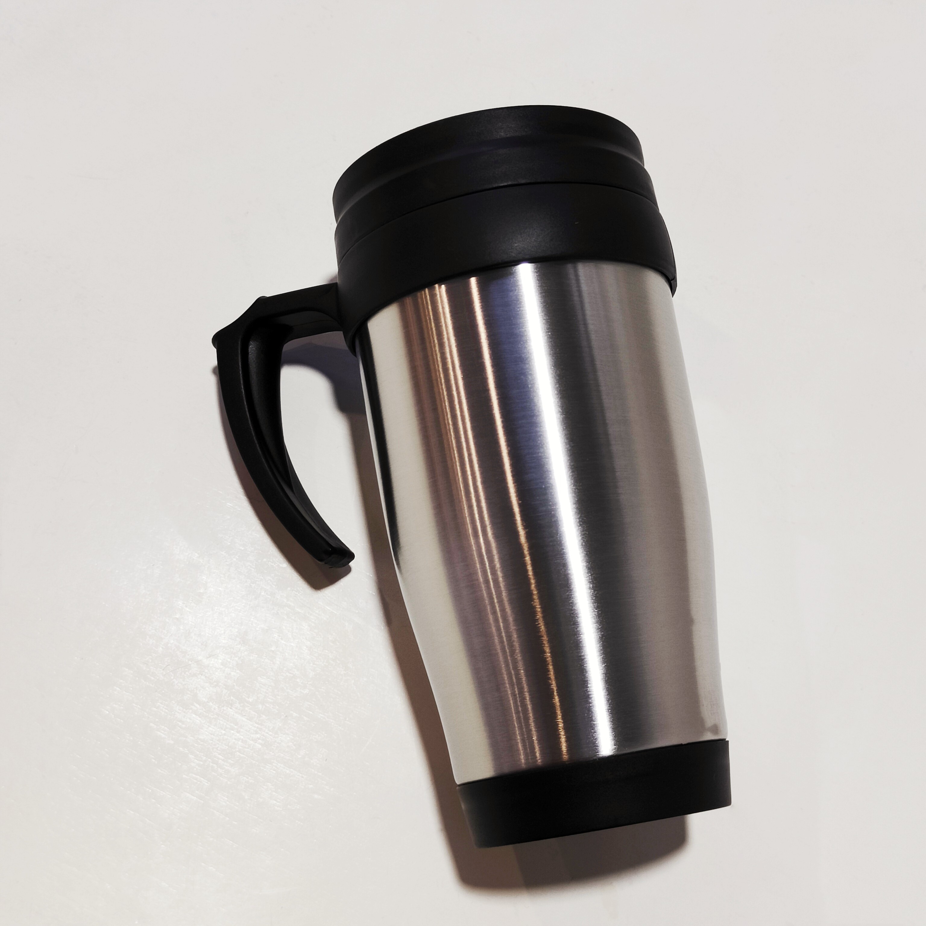 16oz Stainless Steel and Plastic Travel Mug Car Mug Travel Cup with Lid and Handle