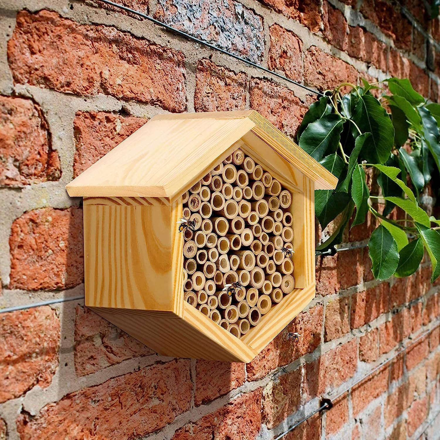 Natural Handmade Wooden Mason Bee Box Residential Home with Bamboo Tube Quiet Bee Pollinator wood nuc bee box