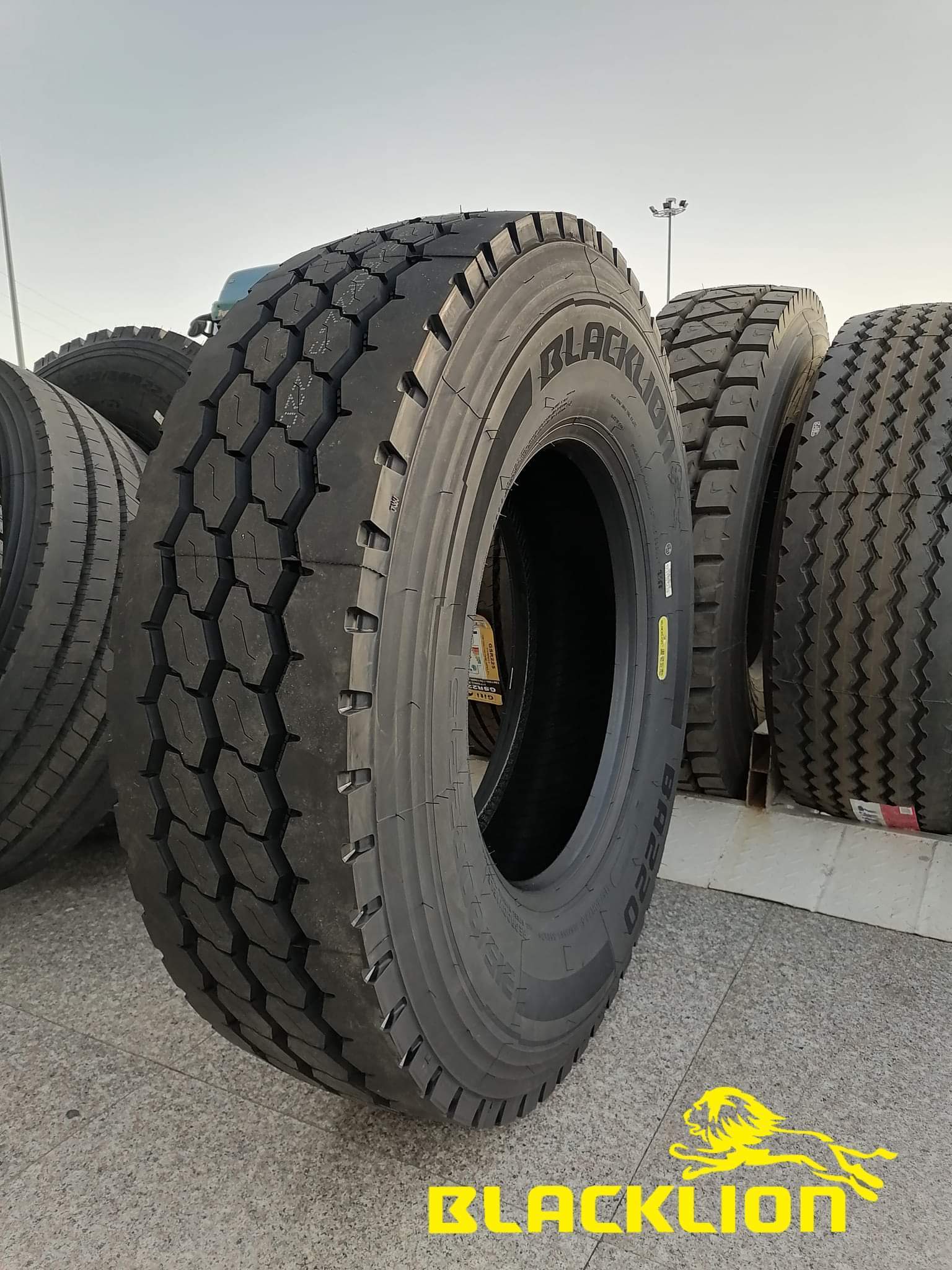 BA220 1100R20 1200R20 dump truck tires 11r22.5 12.00r20 blacklion heavy duty truck tire