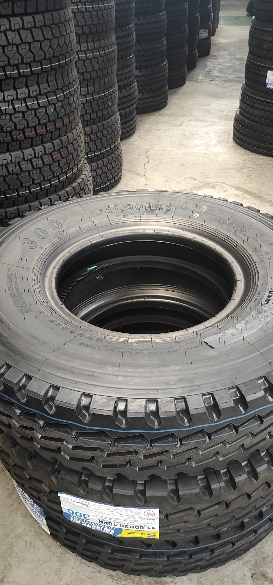 hilo tires 8.25.20 8.25r20 hilo tire manufacturers tires for trucks 8.25r20  8.25 r 20 hilo