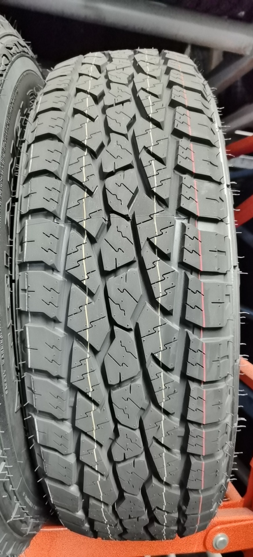 9.00R20 10.00R20 11.00R20 12.00R20 12.00R24 , truck tire 11R22.5 12R22.5 13R22.5 295/80R22.5 315/80R22.5 385/65R22.5 1400R25